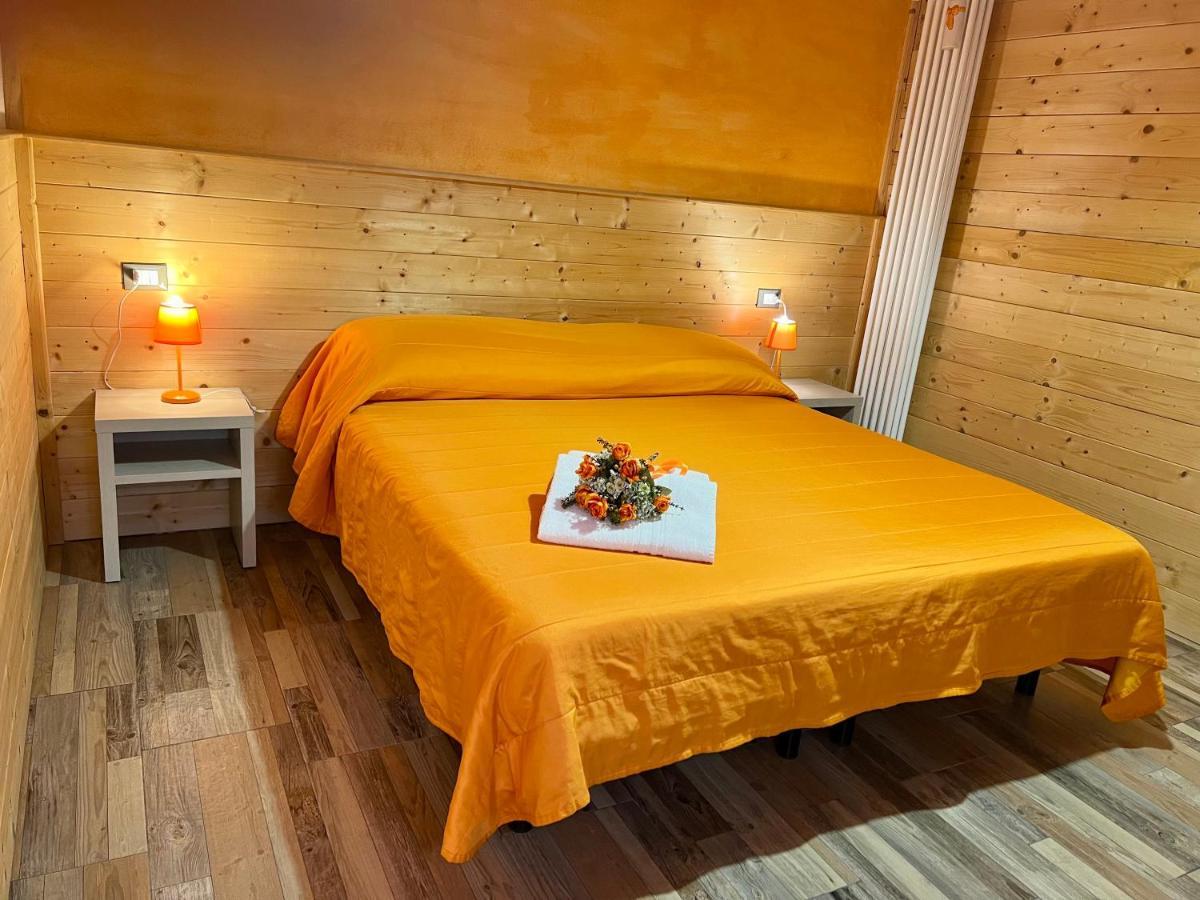 Agriturismo Le Essenze - Terrazza Sulla Romagna チェゼーナ エクステリア 写真